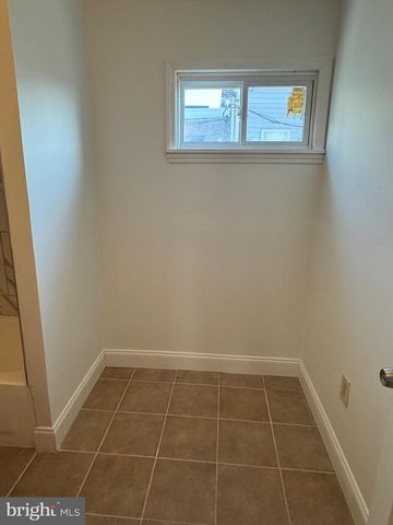 330 DURFOR ST, Philadelphia, PA 19148