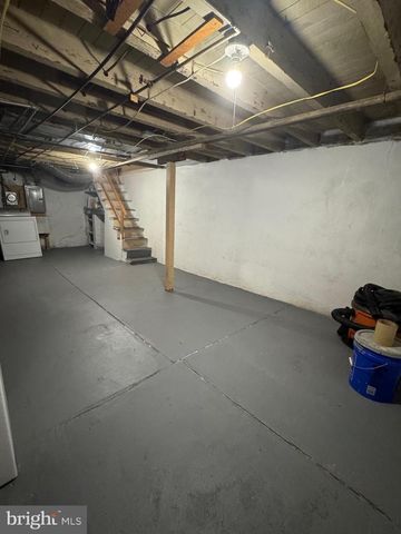 330 DURFOR ST, Philadelphia, PA 19148