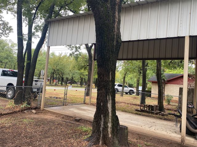 501 Mesquite Street, Mineral Wells, TX 76067