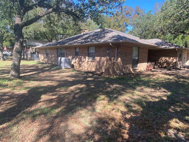 501 Mesquite Street, Mineral Wells, TX 76067