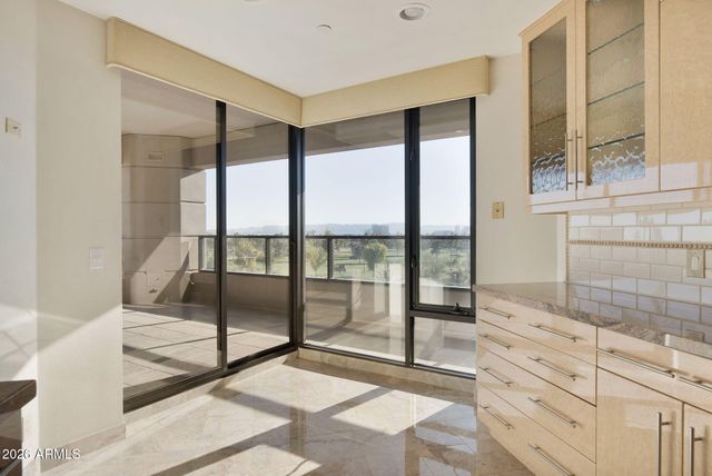 1040 E OSBORN Road 601, Phoenix, AZ 85014