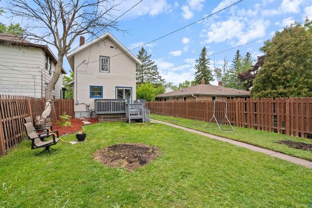 2014 John Ave, Superior, WI 54880
