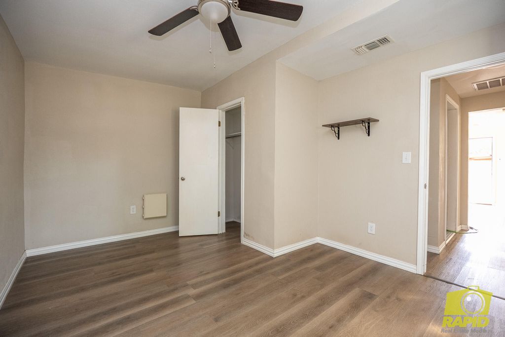 Image 12 of property listing at 106 W 27th Street, San Angelo, TX 76903