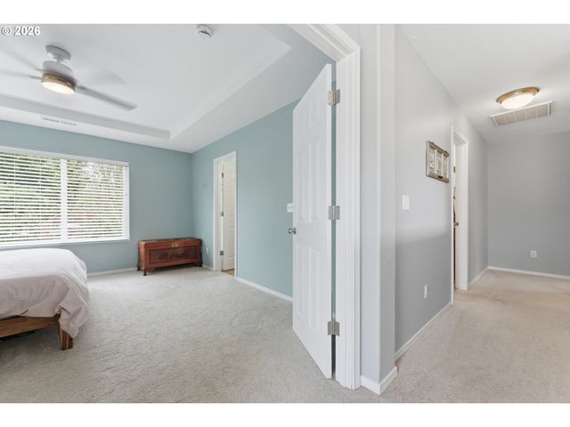 2528 N ROGER SMITH Dr, Newberg, OR 97132