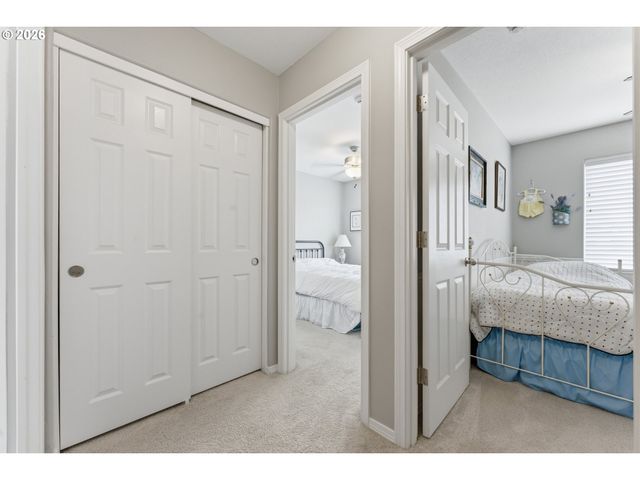 2528 N ROGER SMITH Dr, Newberg, OR 97132