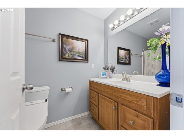 2528 N ROGER SMITH Dr, Newberg, OR 97132