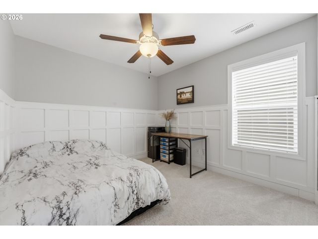 2528 N ROGER SMITH Dr, Newberg, OR 97132