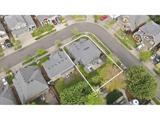 2528 N ROGER SMITH Dr, Newberg, OR 97132