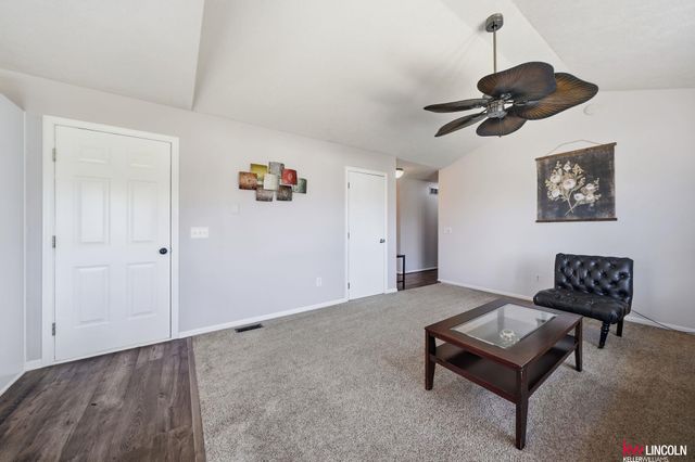 1808 Chloe Lane, Lincoln, NE 68512