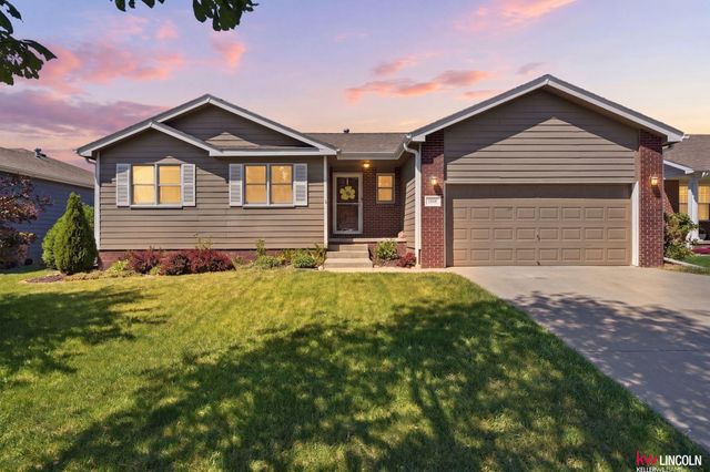 1808 Chloe Lane, Lincoln, NE 68512
