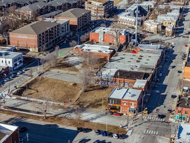 508 E 31st Street, Kansas City, MO 64108