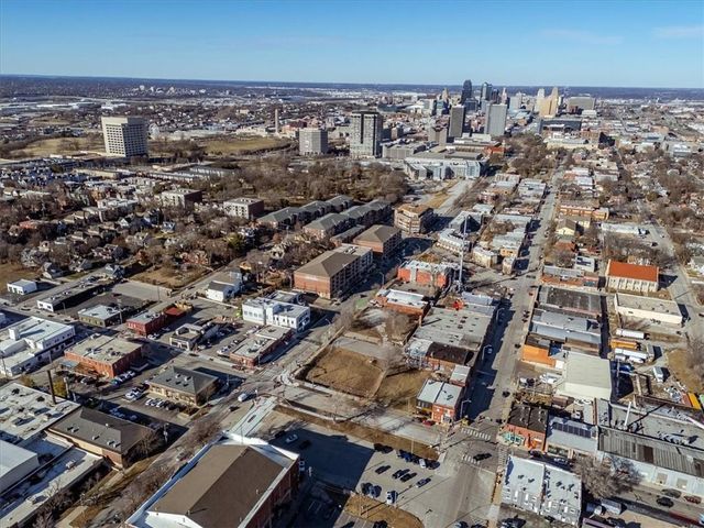 508 E 31st Street, Kansas City, MO 64108