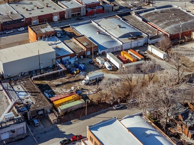 508 E 31st Street, Kansas City, MO 64108