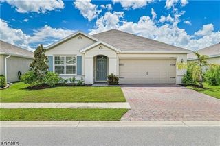10507 Crossback LN, Lehigh Acres, FL 33936
