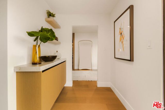 8921 Appian Way, Los Angeles, CA 90046