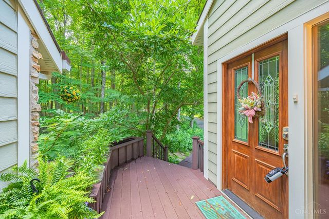 7 Laurelwood Drive, Miami Twp, OH 45150