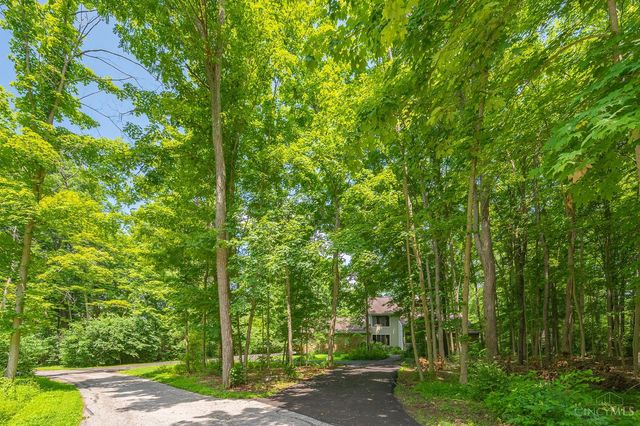7 Laurelwood Drive, Miami Twp, OH 45150