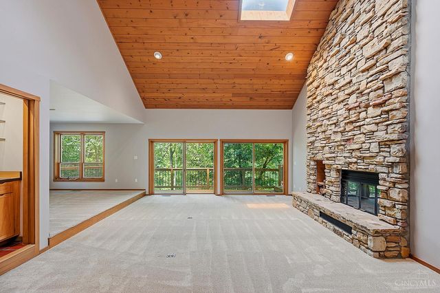 7 Laurelwood Drive, Miami Twp, OH 45150