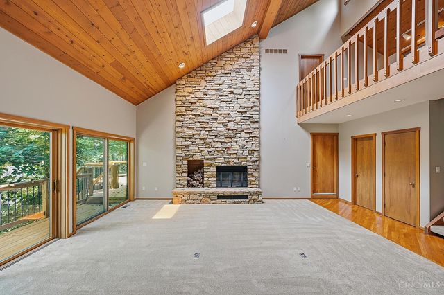 7 Laurelwood Drive, Miami Twp, OH 45150