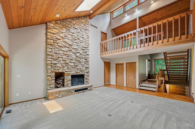 7 Laurelwood Drive, Miami Twp, OH 45150