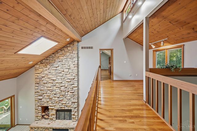 7 Laurelwood Drive, Miami Twp, OH 45150