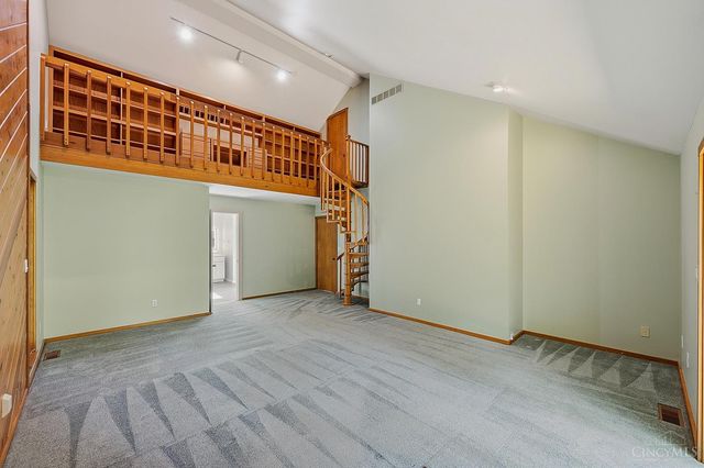 7 Laurelwood Drive, Miami Twp, OH 45150
