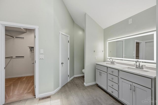 7 Laurelwood Drive, Miami Twp, OH 45150