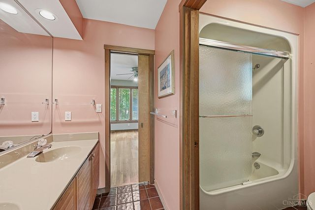 7 Laurelwood Drive, Miami Twp, OH 45150