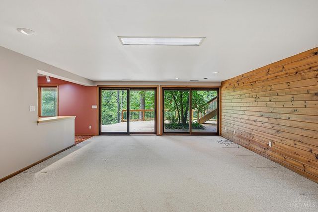7 Laurelwood Drive, Miami Twp, OH 45150
