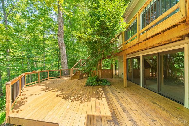 7 Laurelwood Drive, Miami Twp, OH 45150