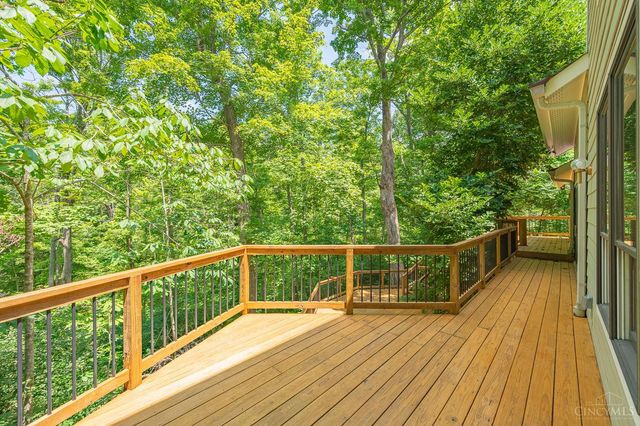 7 Laurelwood Drive, Miami Twp, OH 45150