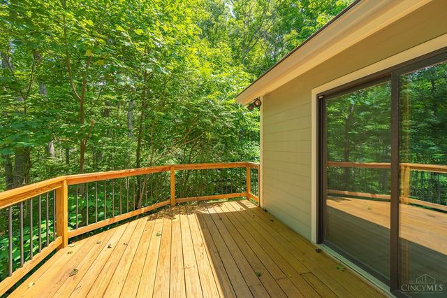7 Laurelwood Drive, Miami Twp, OH 45150