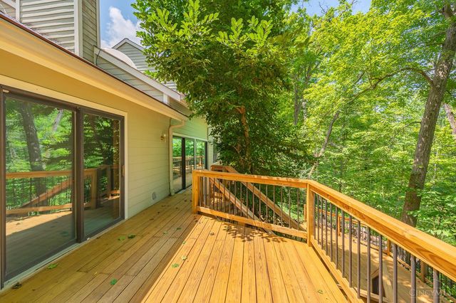 7 Laurelwood Drive, Miami Twp, OH 45150