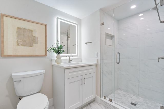 52 Stratford Lane W F, Boynton Beach, FL 33436