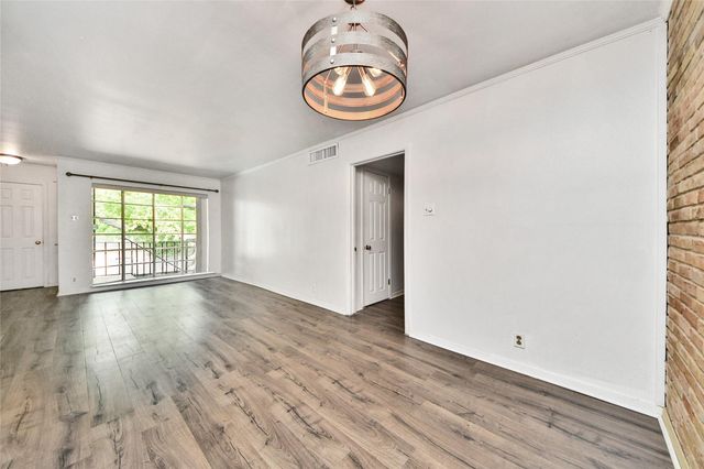 2609 Marilee Lane 2, Houston, TX 77057