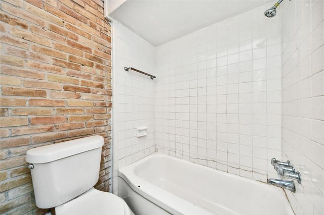 2609 Marilee Lane 2, Houston, TX 77057