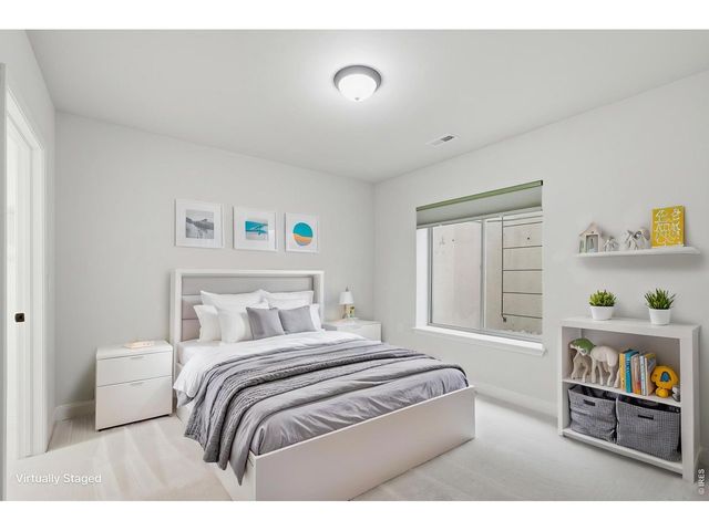 2737 Cub Lake Dr, Loveland, CO 80538