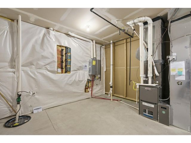 2737 Cub Lake Dr, Loveland, CO 80538