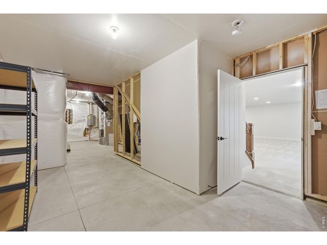 2737 Cub Lake Dr, Loveland, CO 80538