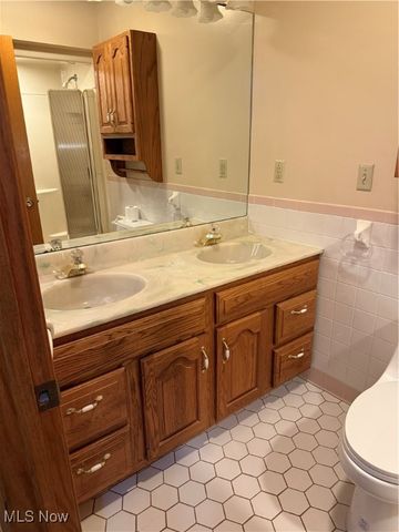 16478 St Rt 45, Wellsville, OH 43968