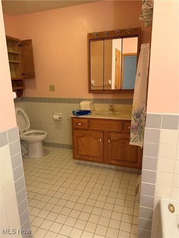 16478 St Rt 45, Wellsville, OH 43968