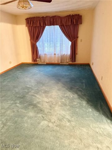 16478 St Rt 45, Wellsville, OH 43968