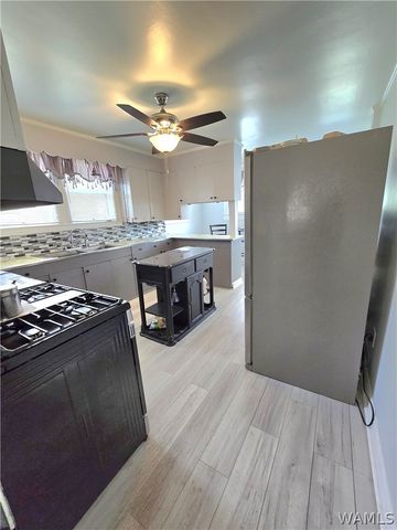 425 Owens, Bessemer, AL 35020
