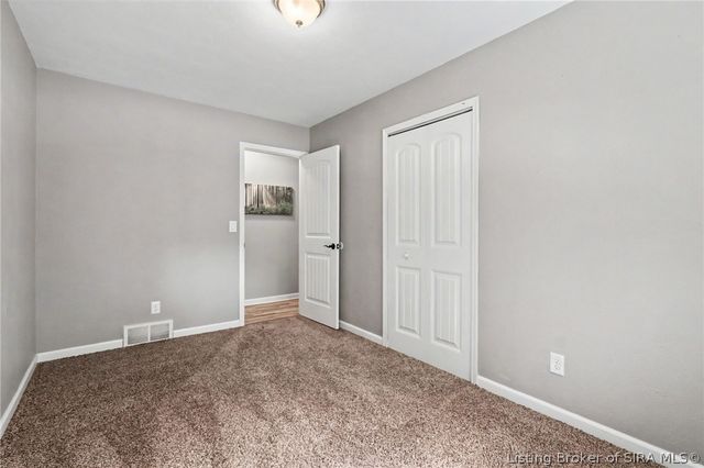 115 Glenmill Road, New Albany, IN 47150