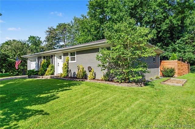 115 Glenmill Road, New Albany, IN 47150