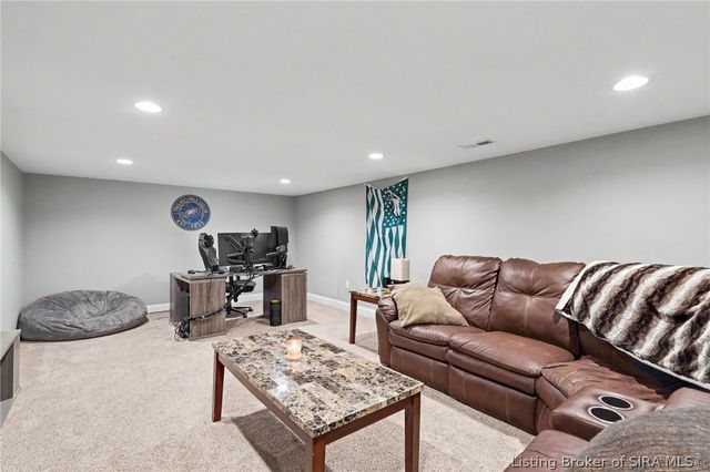 115 Glenmill Road, New Albany, IN 47150