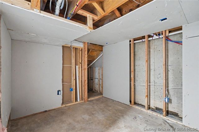 115 Glenmill Road, New Albany, IN 47150