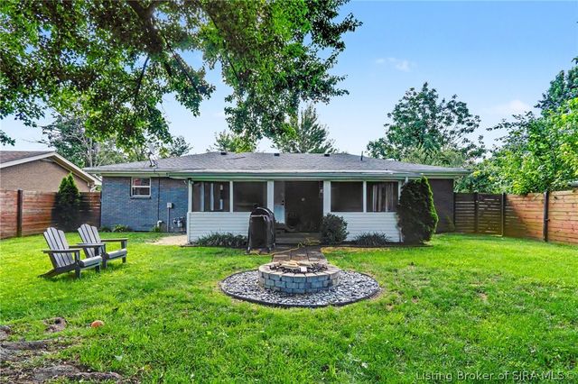 115 Glenmill Road, New Albany, IN 47150