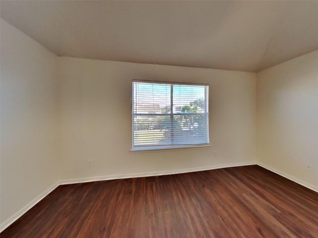 2911 Linda Drive, Pearland, TX 77584