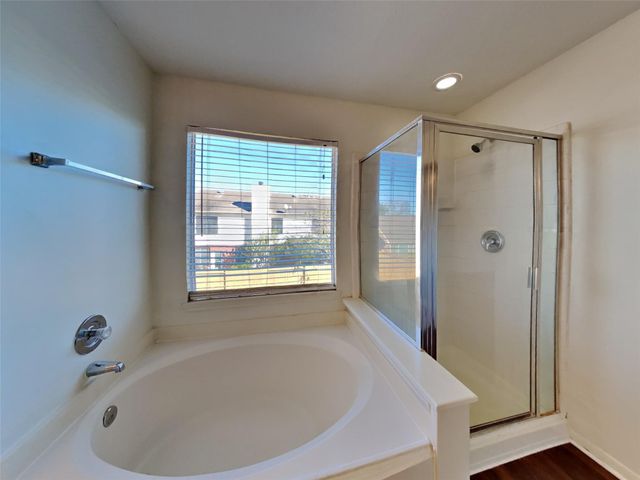 2911 Linda Drive, Pearland, TX 77584